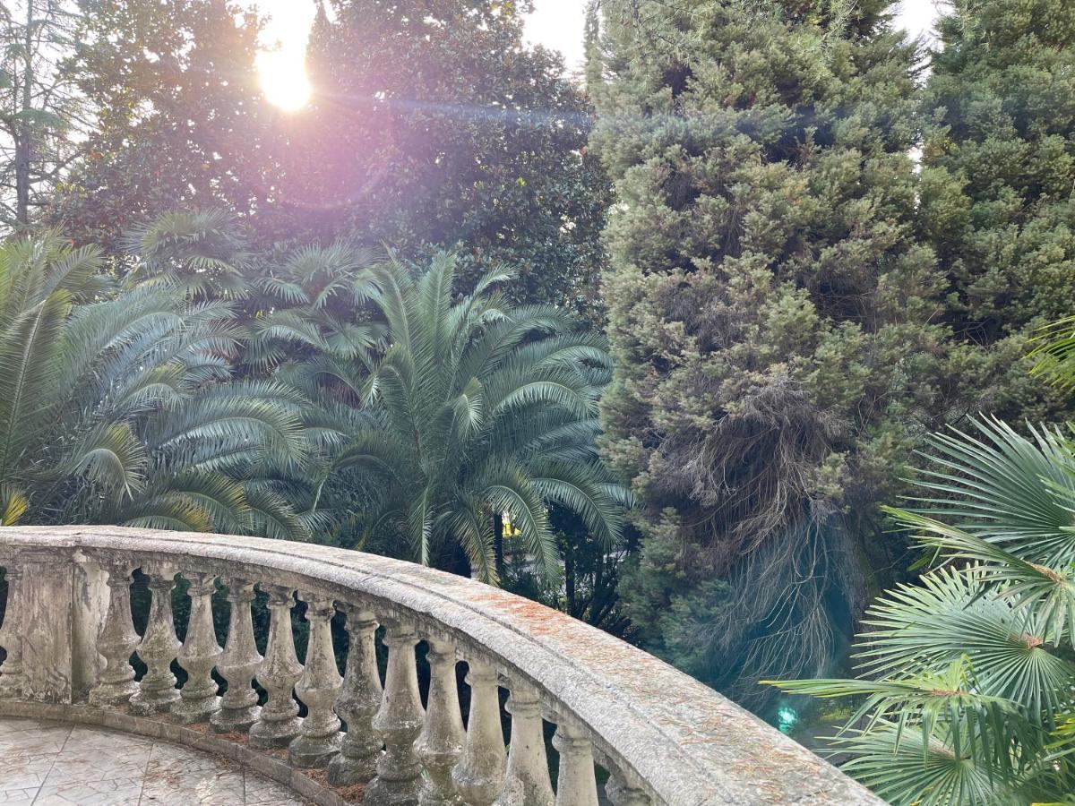 Gagra Hotel Printsevskii Zamok Dış mekan fotoğraf